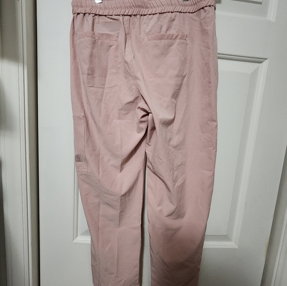 Avalanche Outdoor Hiking Quick Dry Capri Pant Size Small NWT - Picture 9 of 14